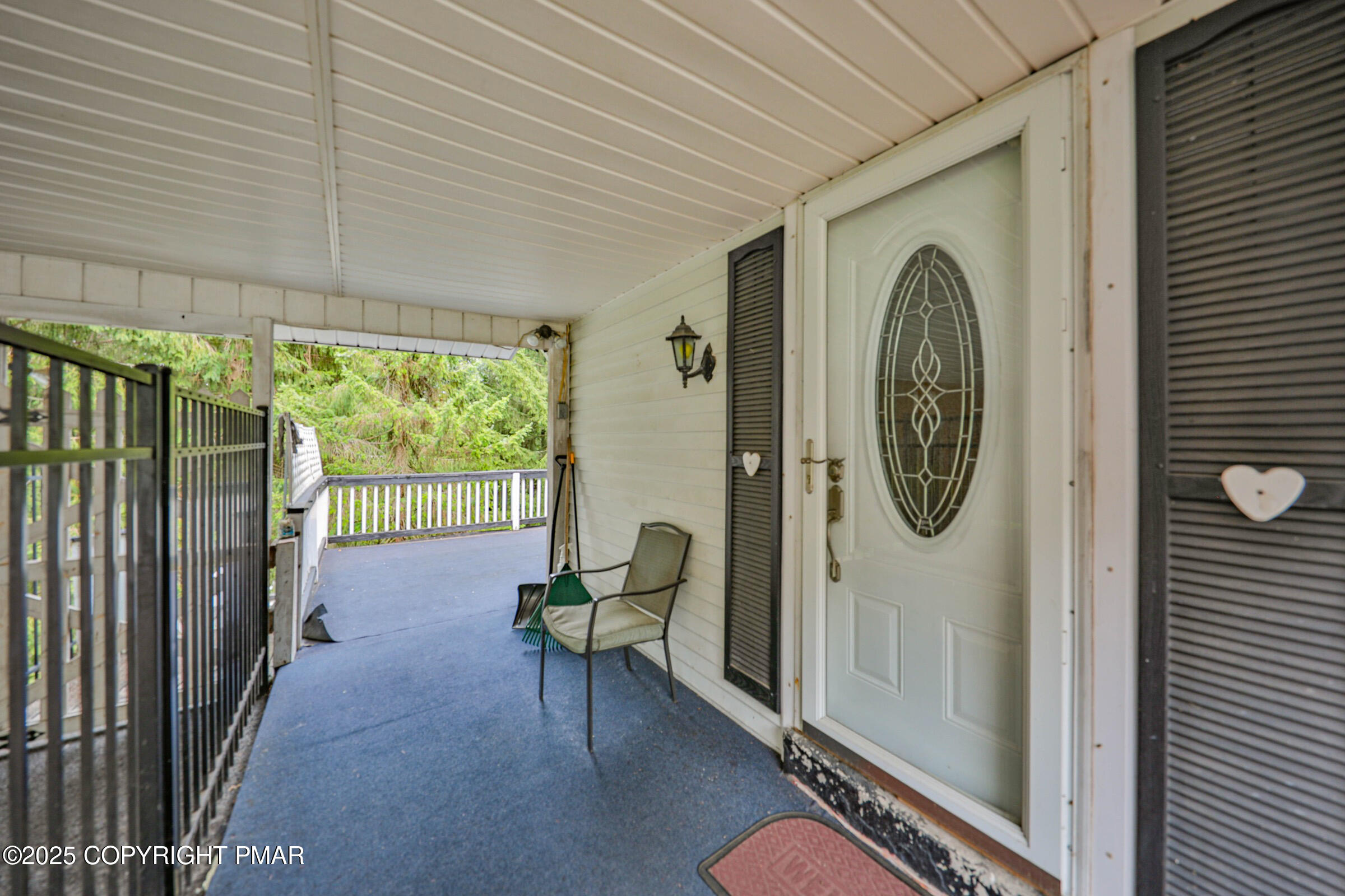 1094 Maple Lake Drive Bushkill, PA 18324 - Photo 18 of 81 Photos-18