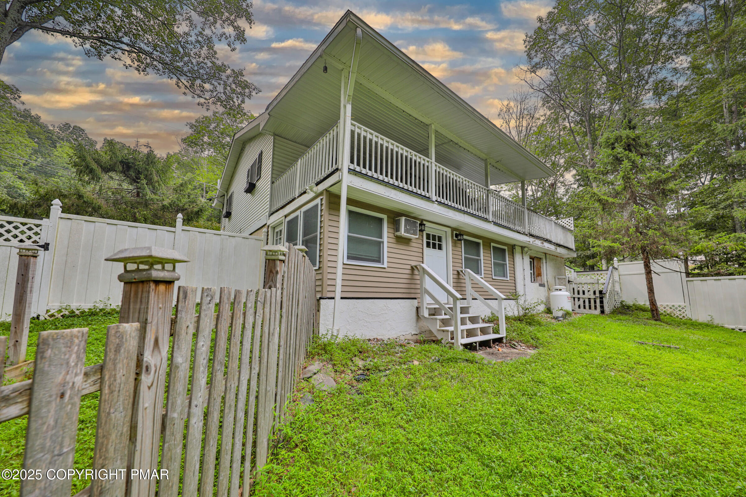 1094 Maple Lake Drive Bushkill, PA 18324 - Photo 69 of 81 Photos-73