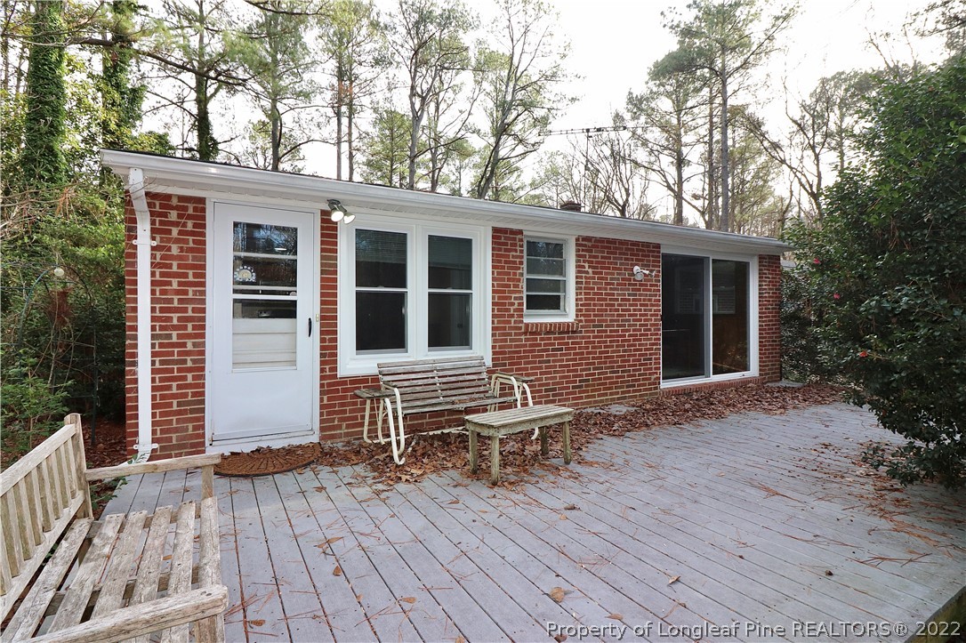 564 Shady Lane Road Carthage, NC 28327 - Photo 18 of 21 a house with wooden floor and seating space