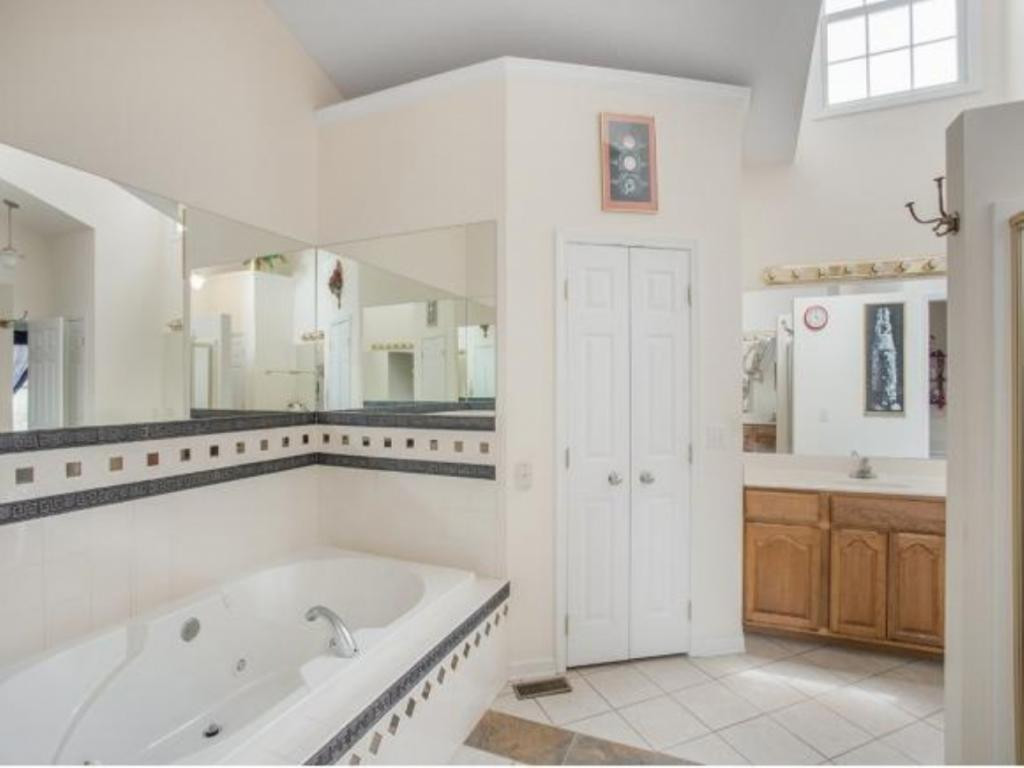 1757 Idle Hour Road Kingsport, TN 37660 - Photo 16 of 35 Photo 16