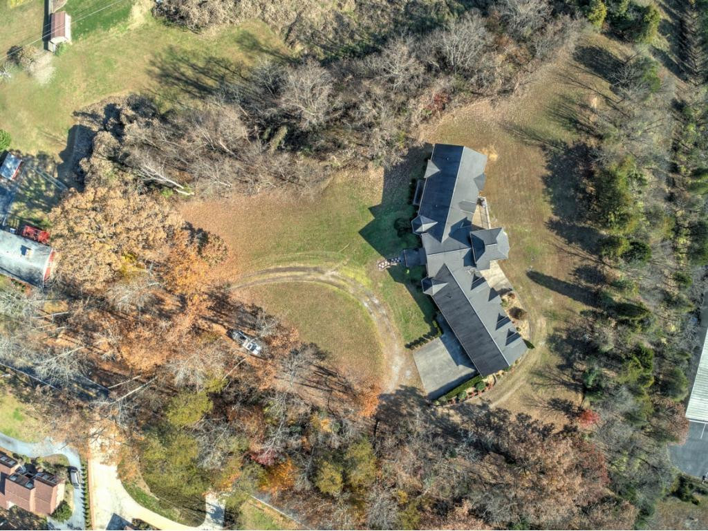 1757 Idle Hour Road Kingsport, TN 37660 - Photo 35 of 35 Photo 36