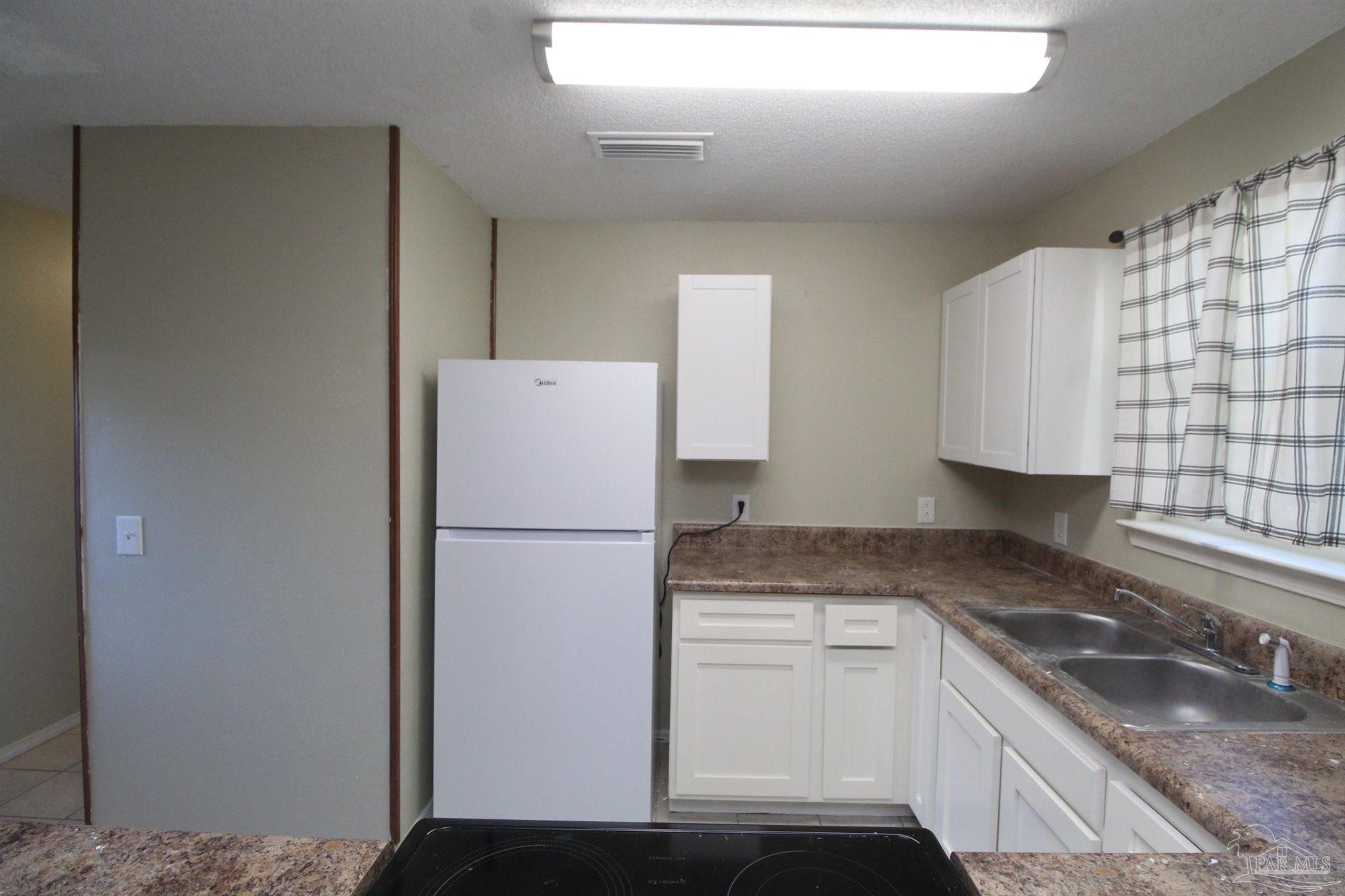 1007 West Hatton Street Pensacola, FL 32501 - Photo 5 of 12