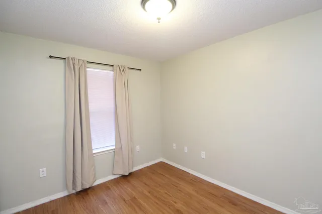 $1,150 | 1007 West Hatton Street, Pensacola, FL 32501