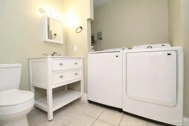 $1,150 | 1007 West Hatton Street, Pensacola, FL 32501