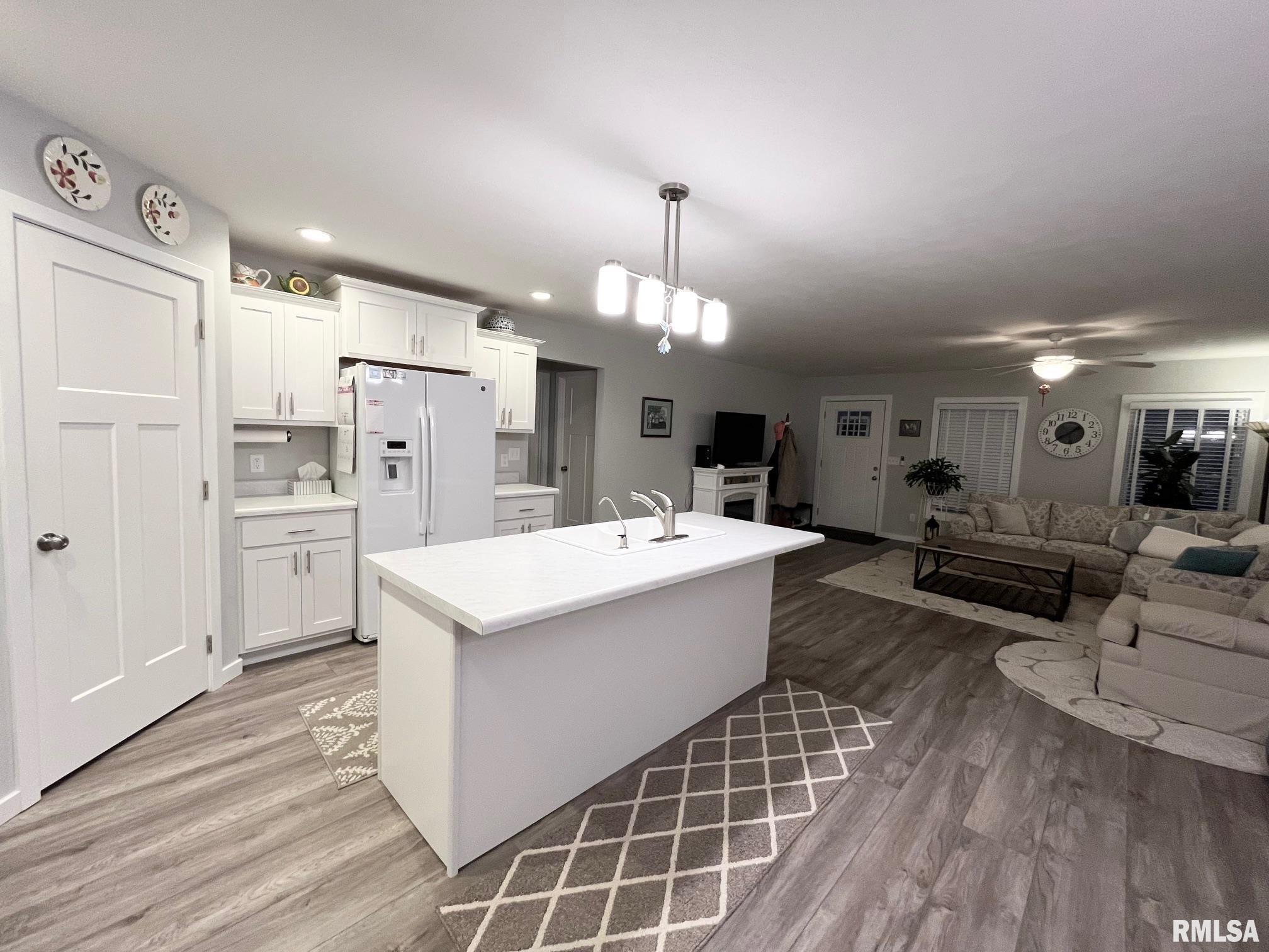 11365 Samuel Road Carterville, IL 62918 - Photo 6 of 20 Gallery Image 6