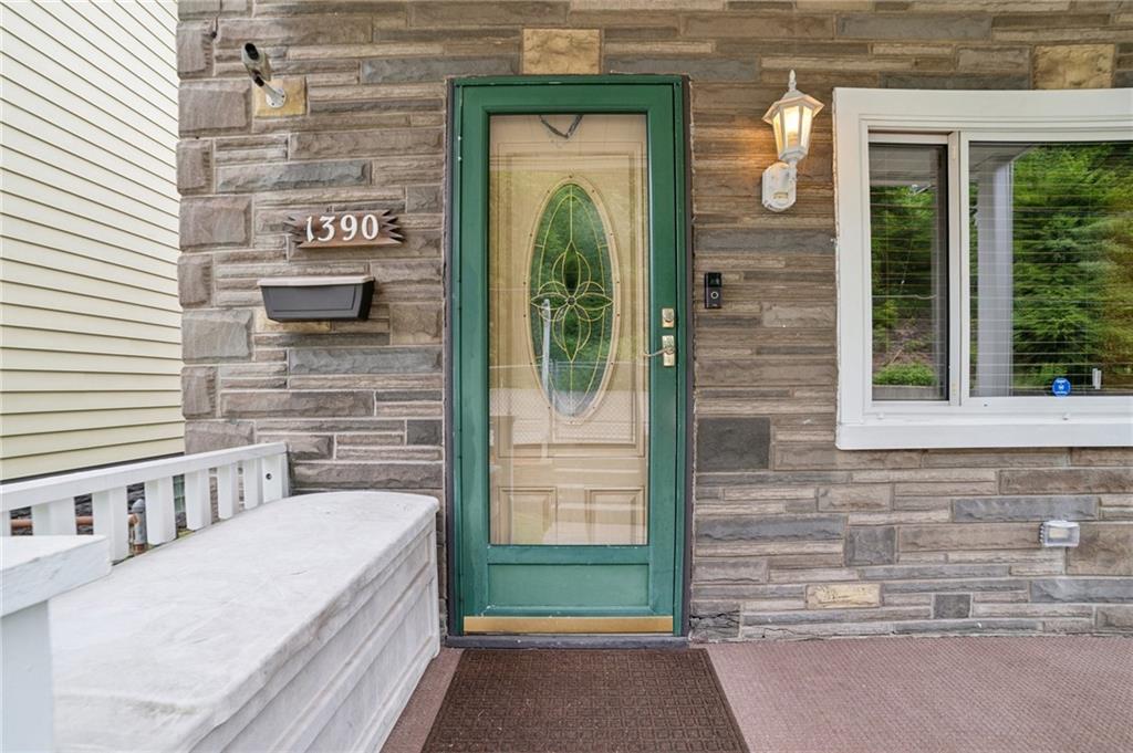 1390 Ravine Street Homestead, PA 15120 - Photo 3 of 30 Gallery Image 3