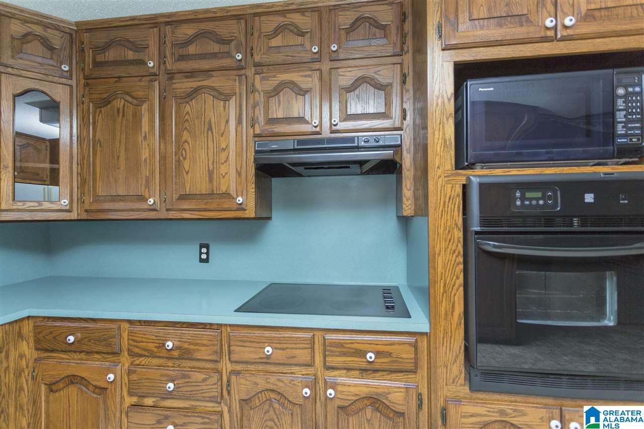 5440 Robin Circle Adamsville, AL 35005 - Photo 12 of 30