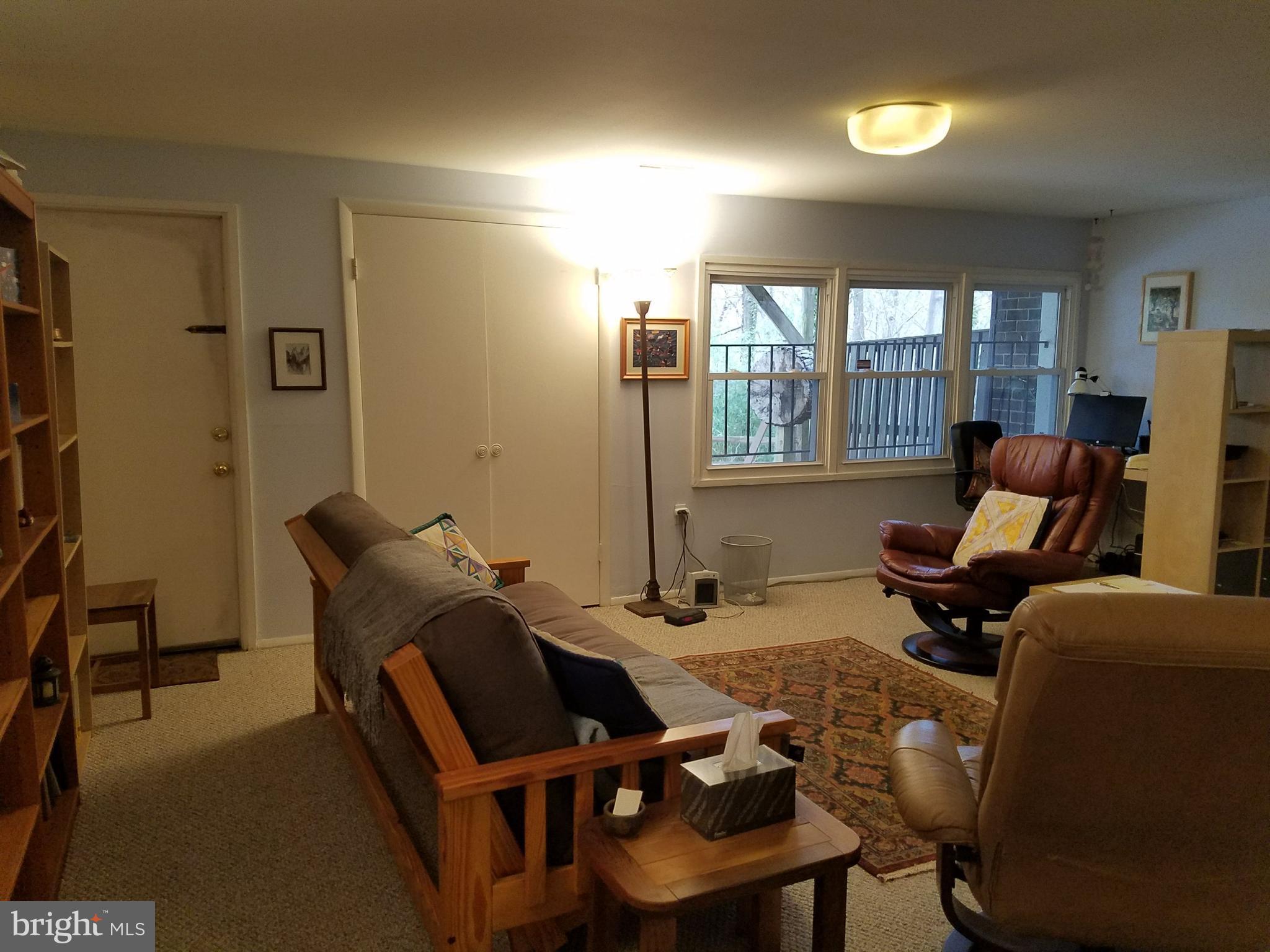 1915 Greenberry Road Baltimore, MD 21209 - Photo 24 of 28 Family Room