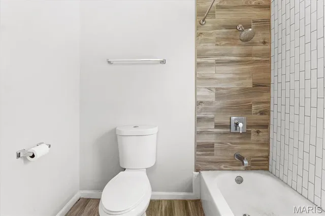 $2,000 | 5829 Bartmer Avenue, St. Louis, MO 63112