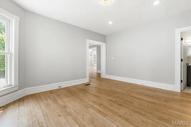 $2,000 | 5829 Bartmer Avenue, St. Louis, MO 63112