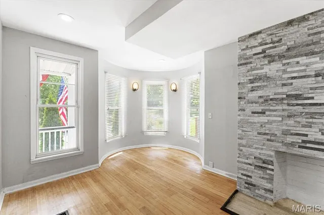 $2,000 | 5829 Bartmer Avenue, St. Louis, MO 63112