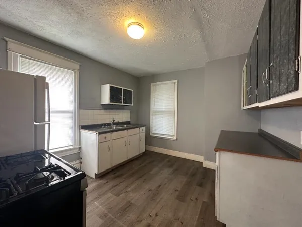 $170,000 | 1209 Jefferson Avenue, Kalamazoo, MI 49006