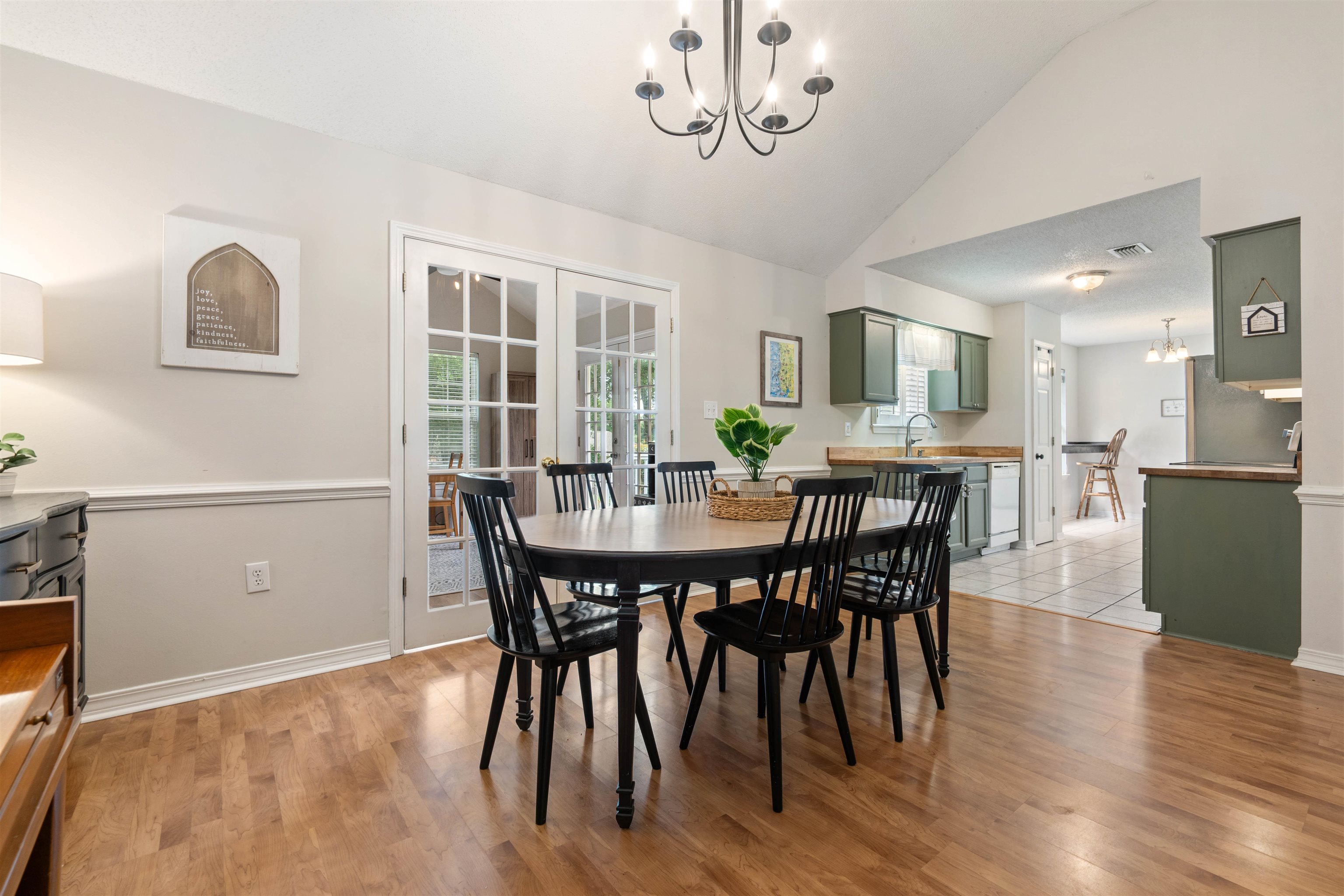 164 Robbins Boulevard Daphne, AL 36526 - Photo 7 of 28 DiningArea