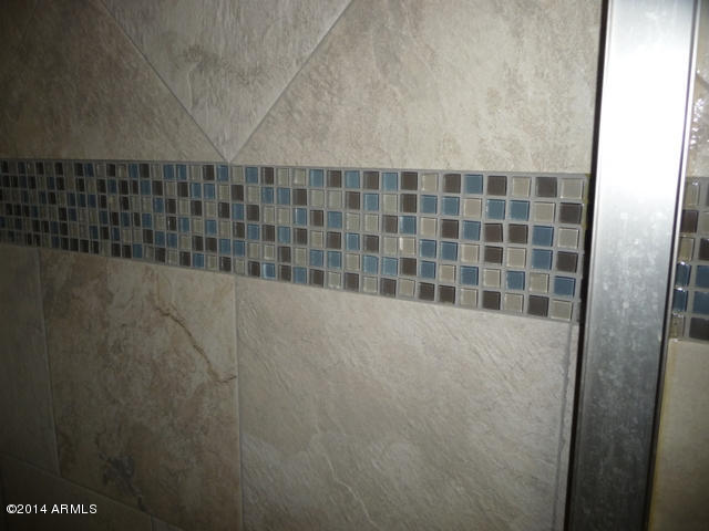 7209 West Hatcher Road Peoria, AZ 85345 - Photo 12 of 19 168