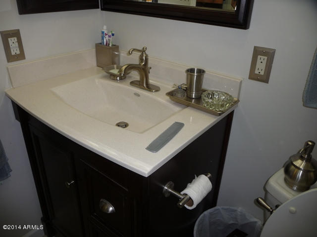 7209 West Hatcher Road Peoria, AZ 85345 - Photo 13 of 19 170