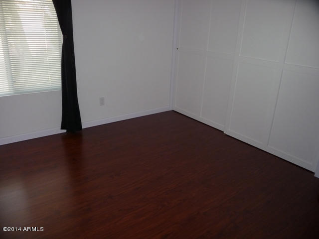 7209 West Hatcher Road Peoria, AZ 85345 - Photo 9 of 19 156