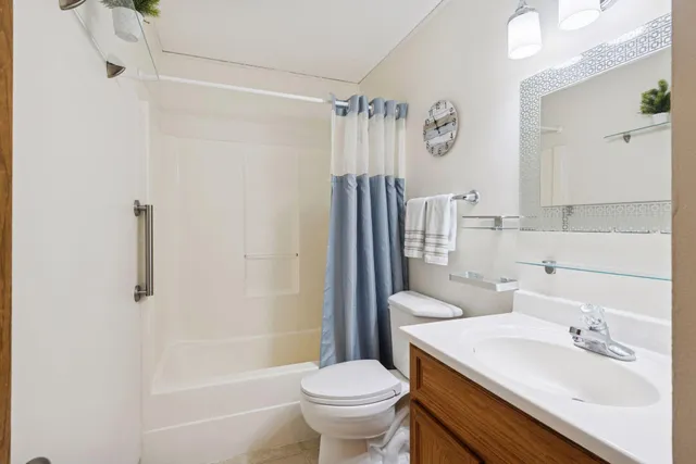 $280,000 | 13354 73rd Place North, Maple Grove, MN 55311