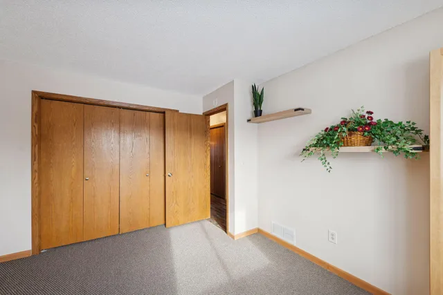 $280,000 | 13354 73rd Place North, Maple Grove, MN 55311