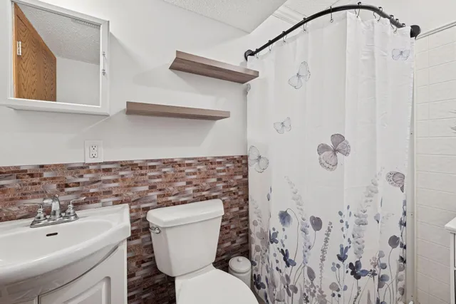 $280,000 | 13354 73rd Place North, Maple Grove, MN 55311