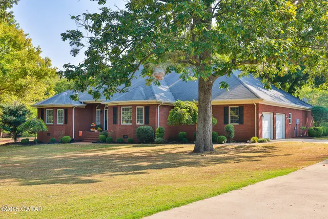 $629,000 | 662 Woodlawn Road, Sharon, TN 38255