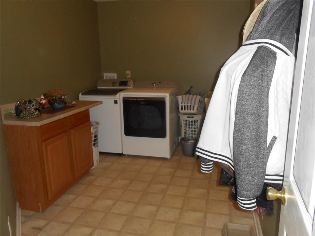 674 Westover Road Avon, IN 46123 - Photo 14 of 20 Gallery Image 14