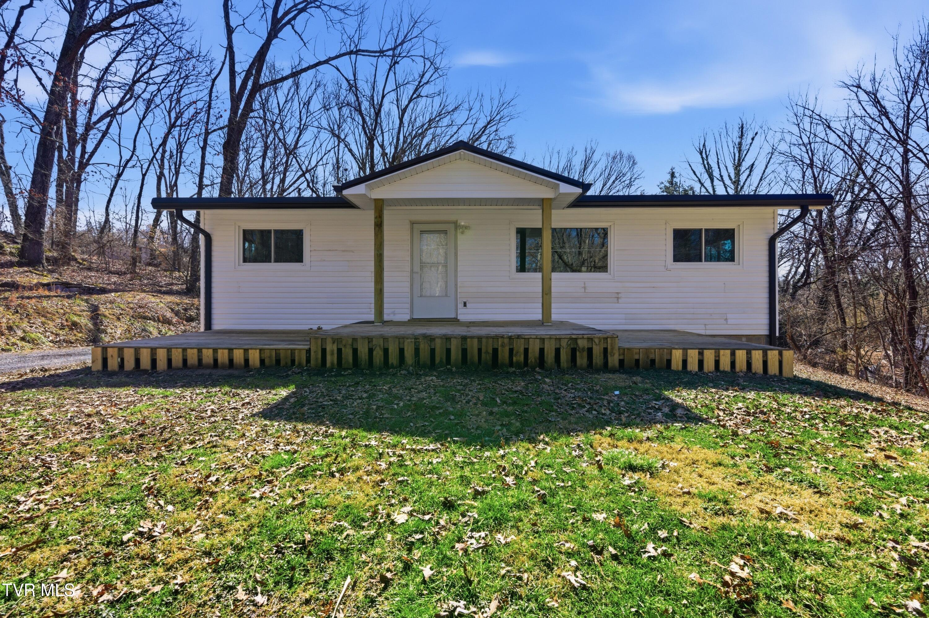 344 Rockingham Road Gray, TN 37615 - Photo 1 of 26 DSC_7561