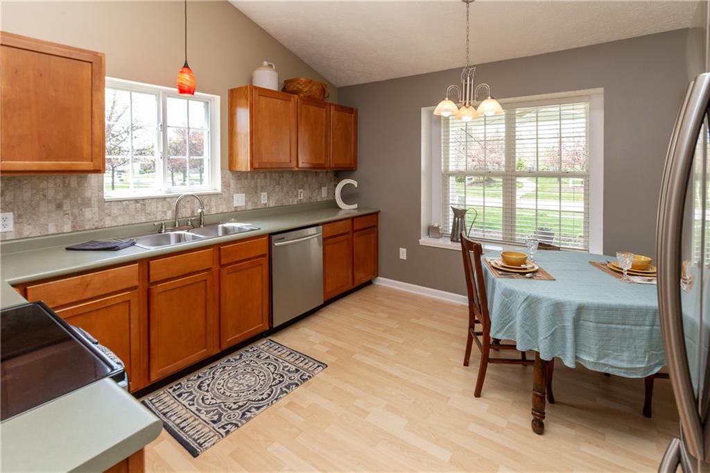 15071 Rutherford Drive Westfield, IN 46074 - Photo 10 of 24 Gallery Image 10