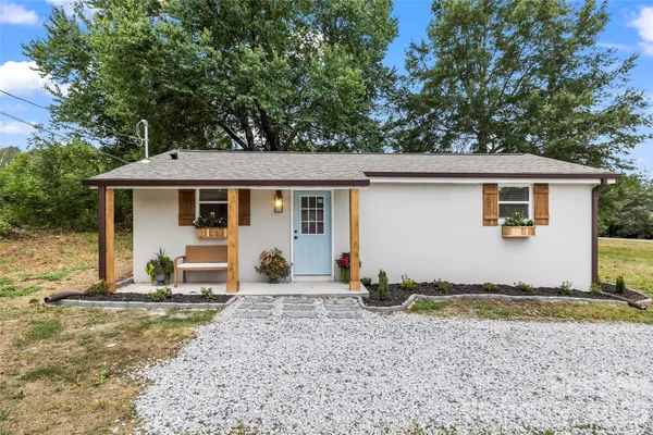 $179,000 | 655 Lakeview Road, Salisbury, NC 28147