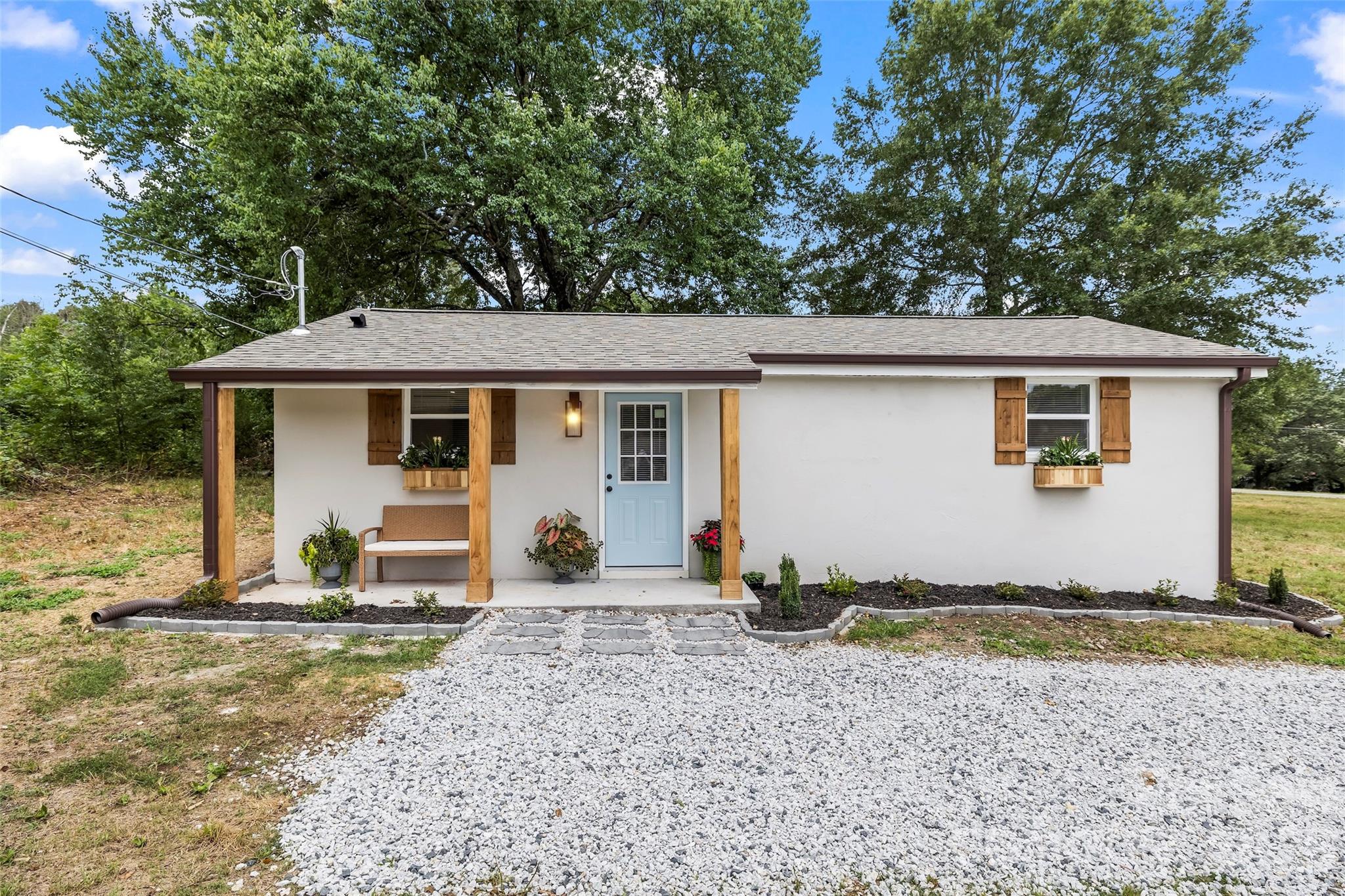 655 Lakeview Road Salisbury, NC 28147 - Photo 1 of 15