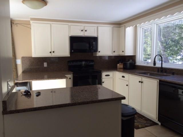 25 Auburn Street Springvale, ME 04083 - Photo 3 of 22 Photo