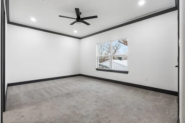 $2,200 | 911 Panama Street, Houston, TX 77009