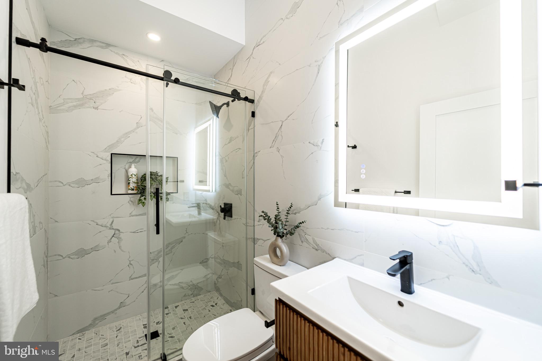 2517 Ontario Road Northwest, Unit 3 Washington, DC 20009 - Photo 9 of 12