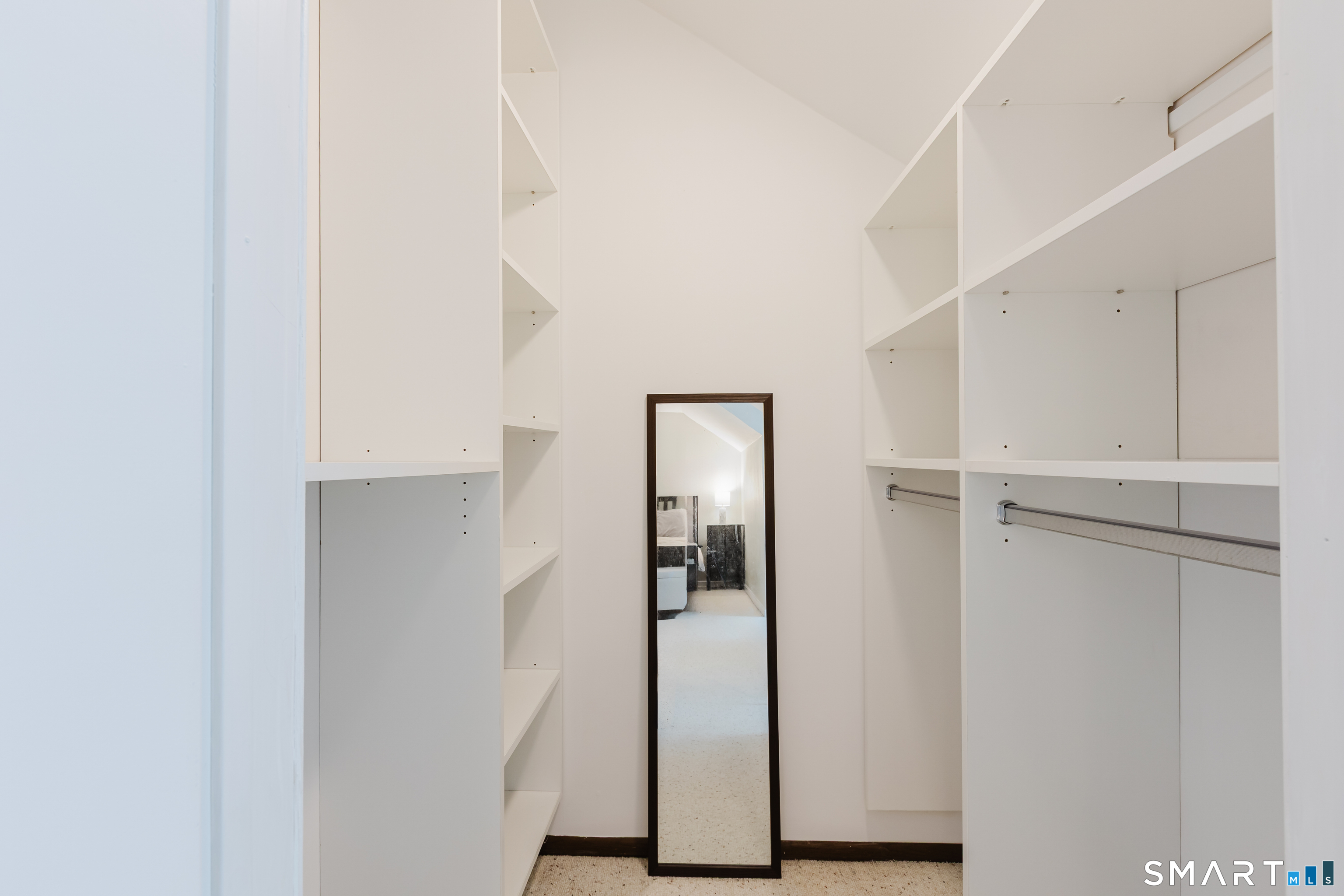 40 Village Walk, Unit 40 Wilton, CT 06897 - Photo 21 of 40 Walk-in Closet