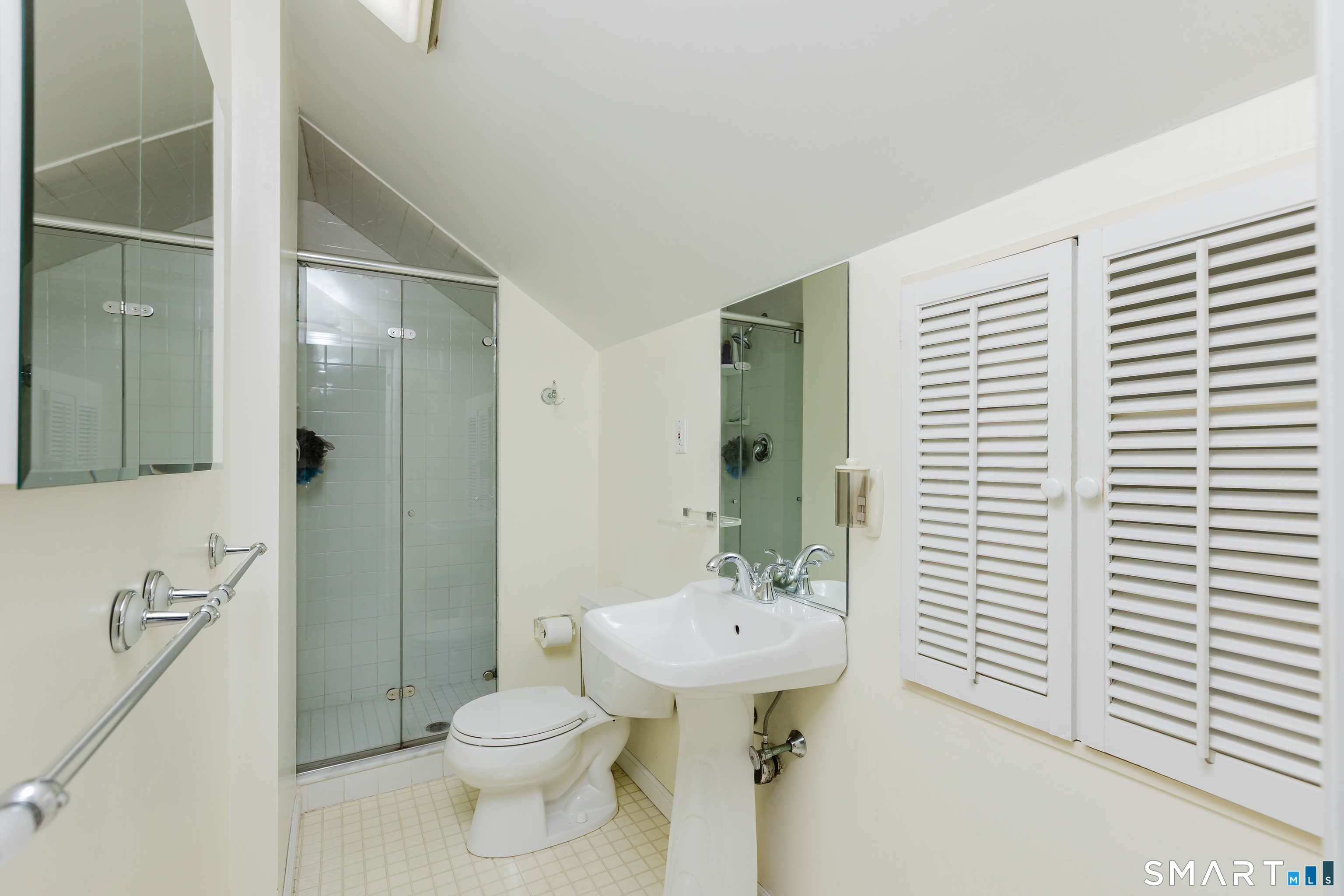 40 Village Walk, Unit 40 Wilton, CT 06897 - Photo 22 of 40 Primary Bathroom featuring shower stall