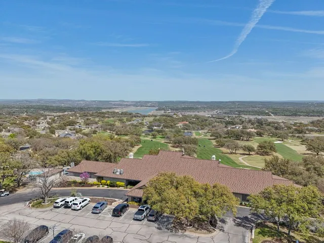 $240,000 | 26101 Masters Parkway, Spicewood, TX 78669
