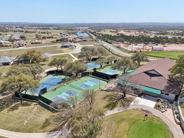 $240,000 | 26101 Masters Parkway, Spicewood, TX 78669