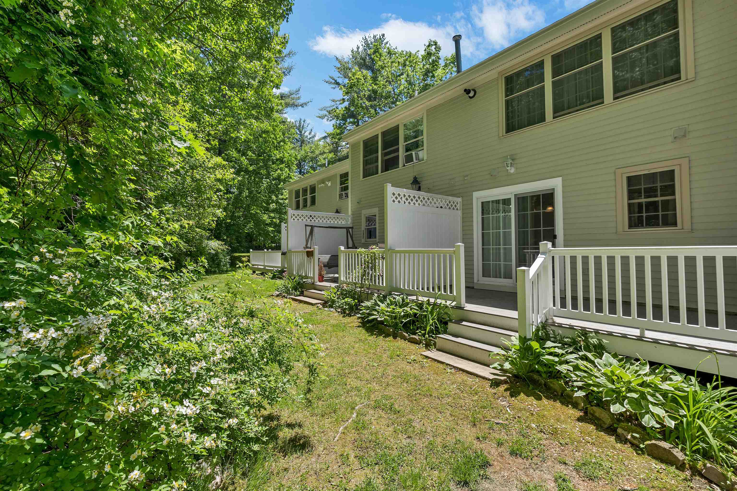 68 Woodland Green, Unit 68 Rochester, NH 03868 - Photo 32 of 45
