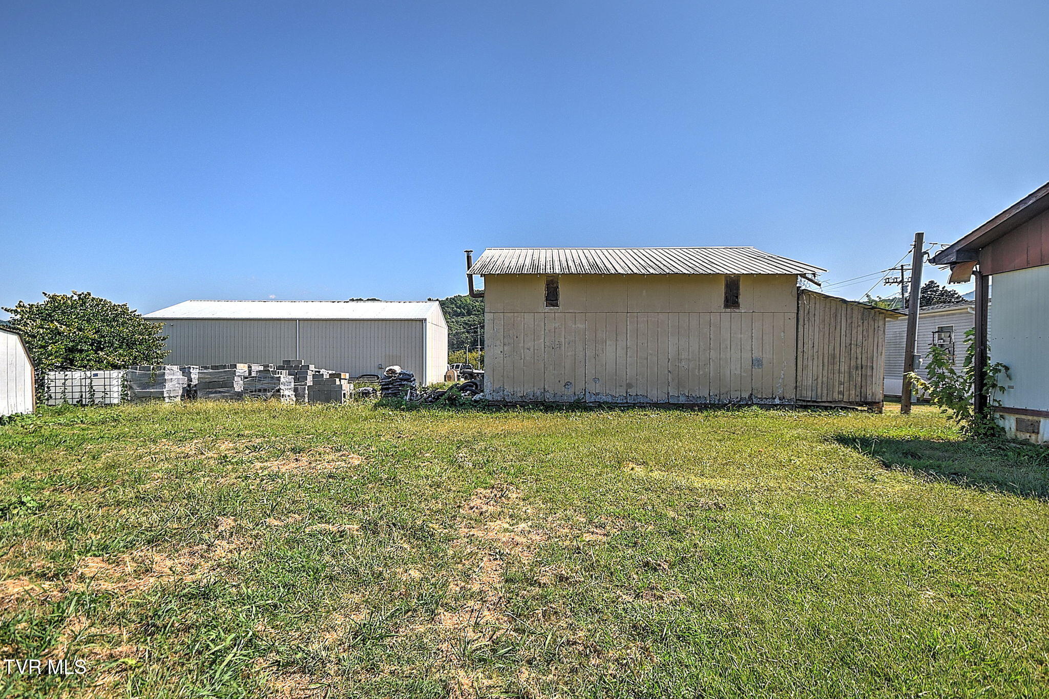 110 Coal Chute Road Elizabethton, TN 37643 - Photo 25 of 26 25-web-or-mls-110 Coal Chute TJ-26