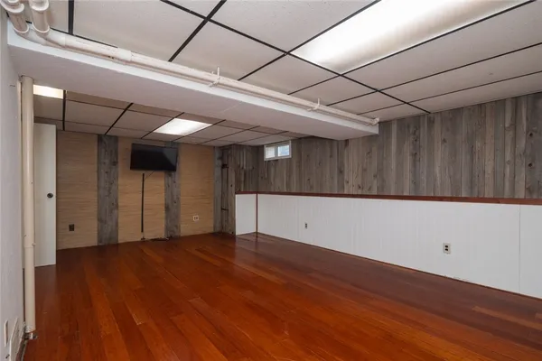 $225,000 | 30 Halmore Drive, Irondequoit, NY 14609