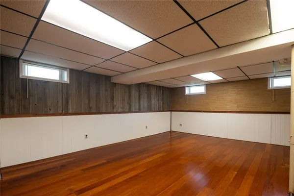 $225,000 | 30 Halmore Drive, Irondequoit, NY 14609