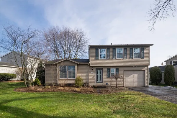 $225,000 | 30 Halmore Drive, Irondequoit, NY 14609