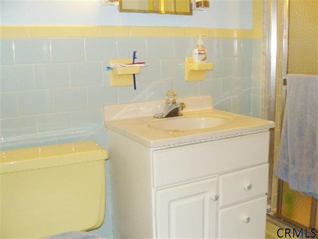 13 Upton Road Albany, NY 12208 - Photo 17 of 25 Photo 17