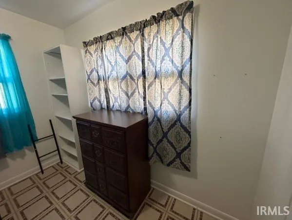 $99,900 | 111 South Lake Street, Lakeville, IN 46536