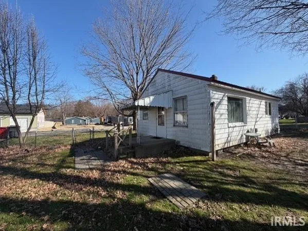 $99,900 | 111 South Lake Street, Lakeville, IN 46536