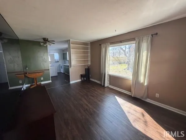 $99,900 | 111 South Lake Street, Lakeville, IN 46536