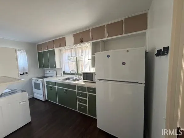 $99,900 | 111 South Lake Street, Lakeville, IN 46536