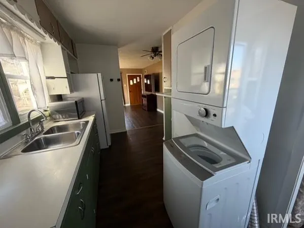 $99,900 | 111 South Lake Street, Lakeville, IN 46536