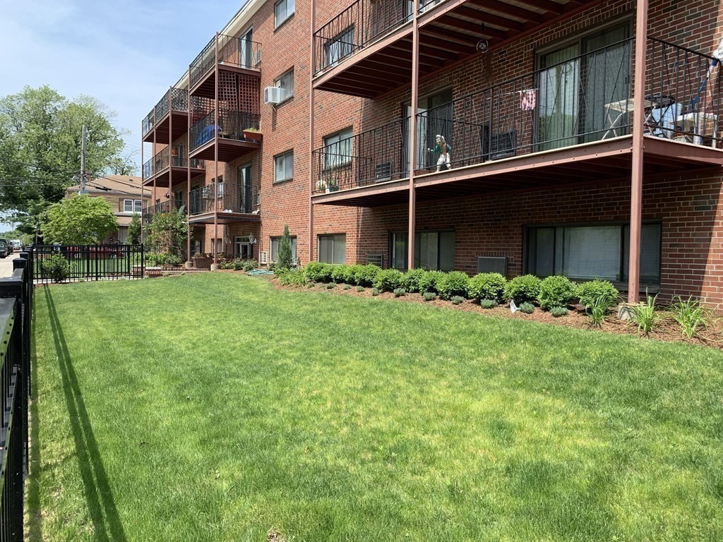 26 Waverly Street, Unit 202 Boston, MA 02135 - Photo 13 of 19