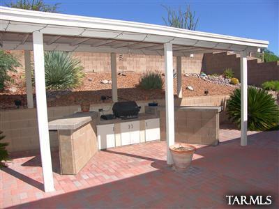 428 West Windowmaker Road Tucson, AZ 85737 - Photo 2 of 10