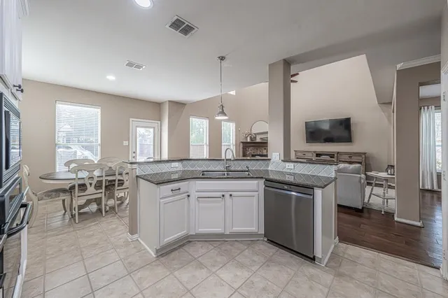 $415,000 | 8325 Tyler Drive, Lantana, TX 76226